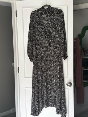 Donna Karan Black and Ivory Leopard-Print Maxi Dress